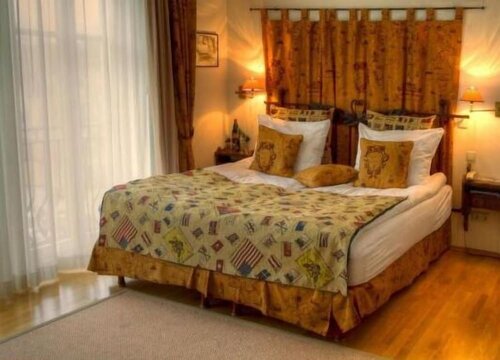 Гостиница Hotel Henry в Эрдинге