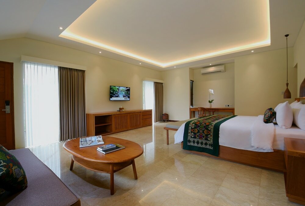 Фото Japa Suites & Villas