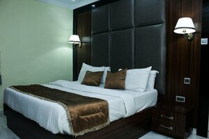 Гостиница Six Diamond Hotel