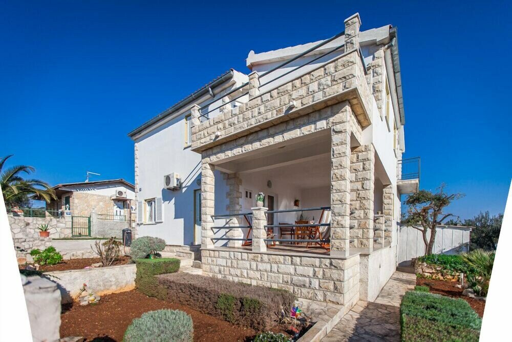 Фото Apartments Irene's Place