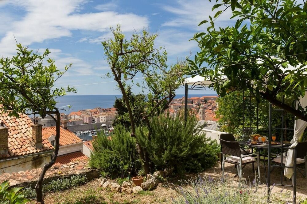 Фото Apartment Purple Rain