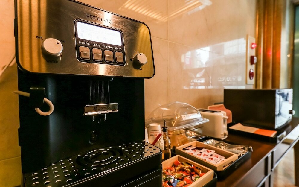 Фото Daejeon Yongjeon Sky