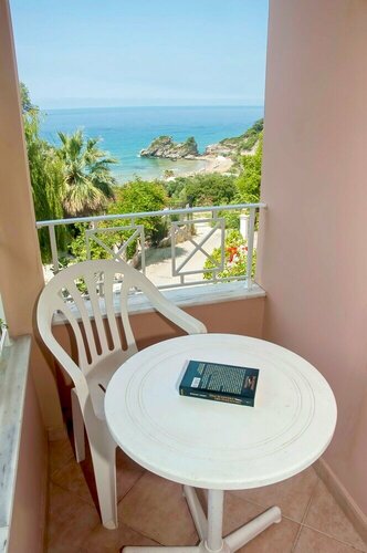 Гостиница Holiday Apartments in Pelekas Beach, Corfu
