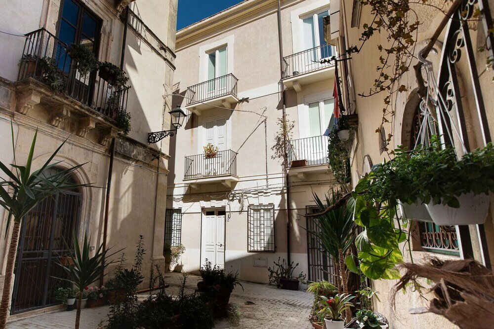 Фото La terrazza sul vicolo della Giudecca by Wonderful Italy