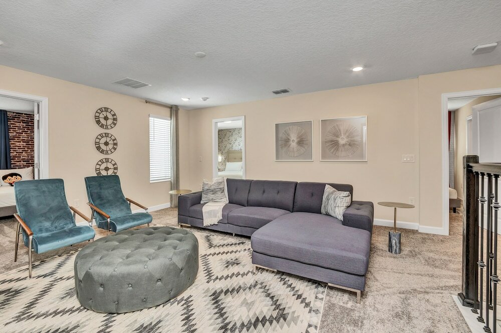 Фото 4530 Narrative Ln