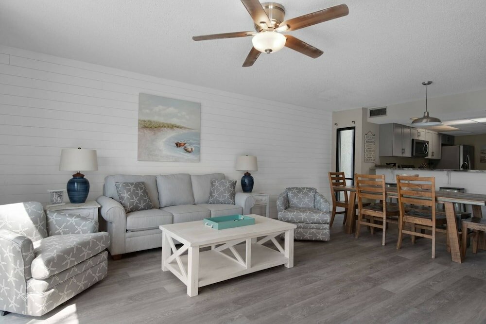 Фото Edgewater by iTrip Panama City Beach