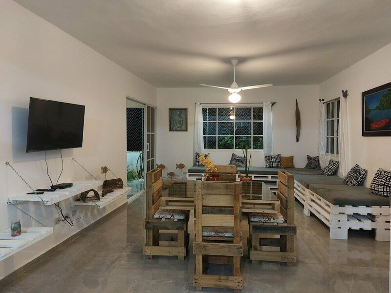 Гостиница Executive Suite - Apartment 7 in Villa Coconut