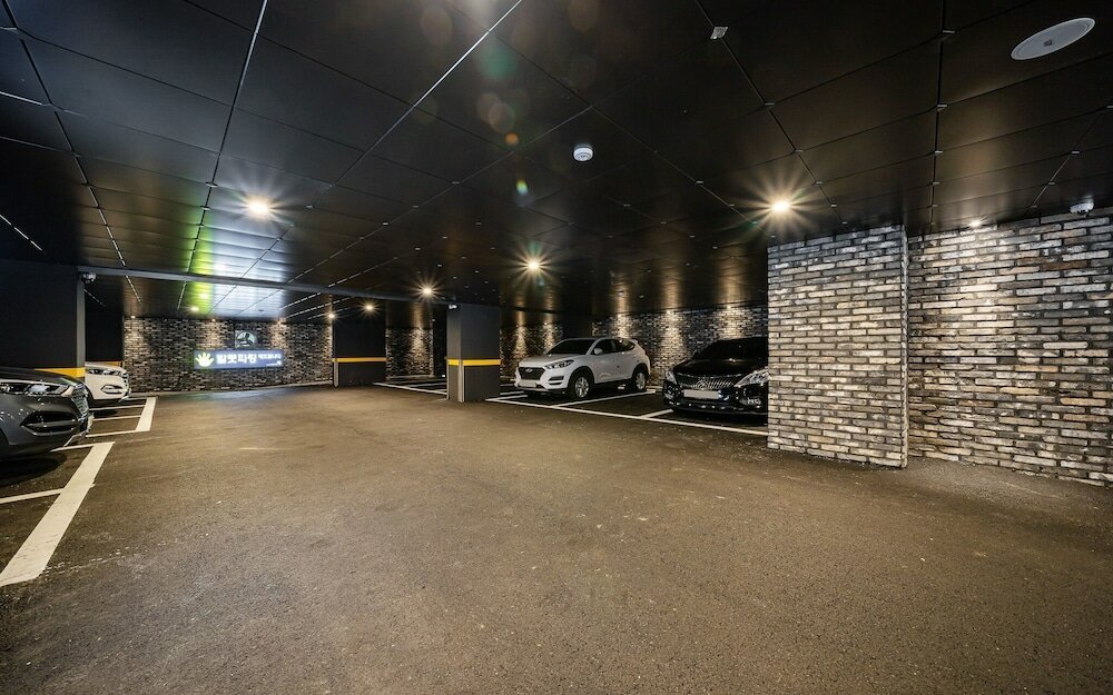 Фото Suwon Yeongtong Just Sleep Hotel