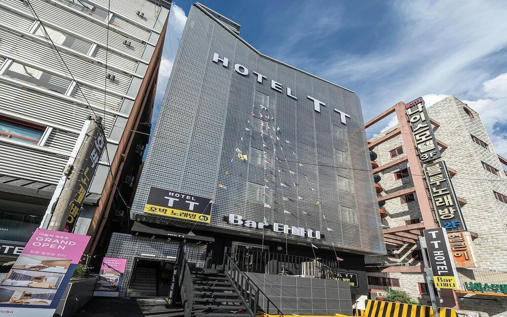 Фото Changwon Palyongdong Theme Motel