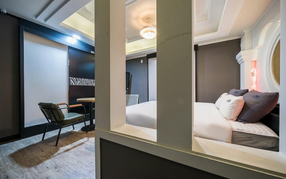 Фото Yangsan Bukbudong Insta Hotel