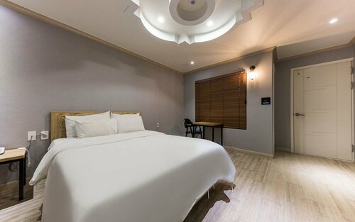 Гостиница Daejeon Dunsan Hotel Days в Тэджоне
