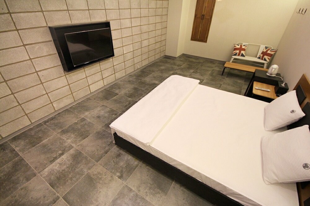 Фото Changwon Masan Ive Hotel