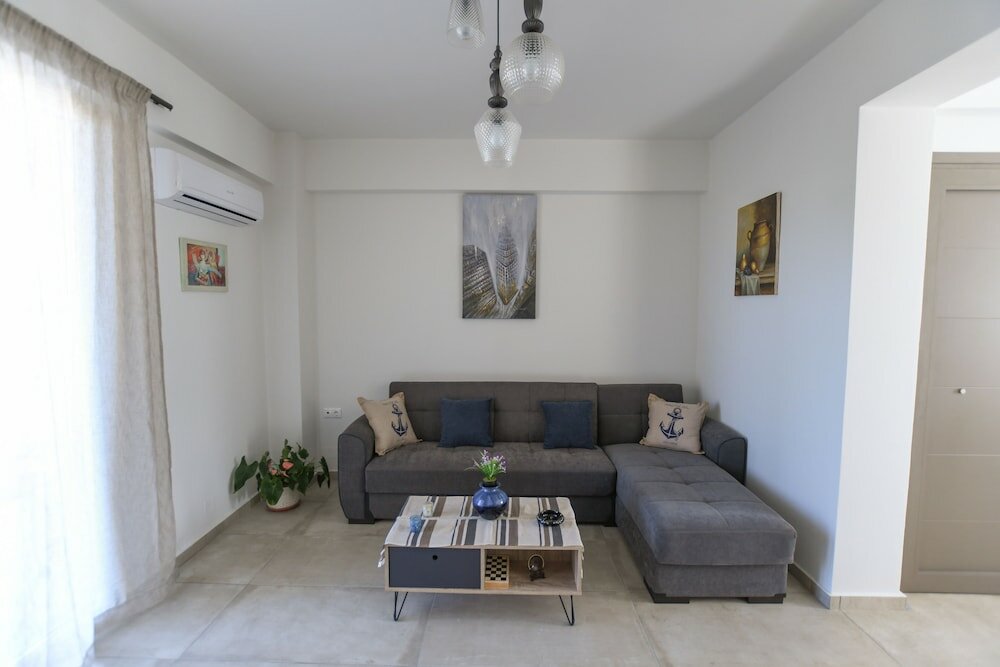 Фото Orama Apartment