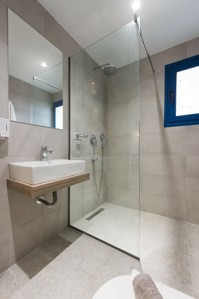 Фото Mikes Beach Lux