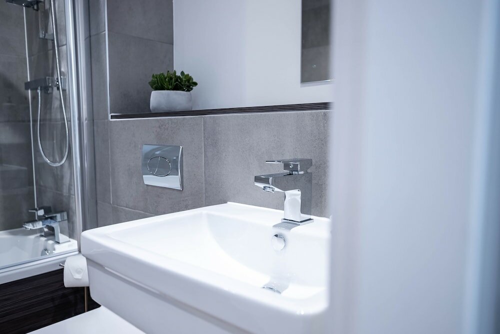 Фото The Interchange Apartment by Opulent