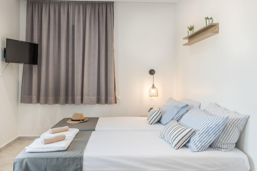 Фото Mikes Beach Lux