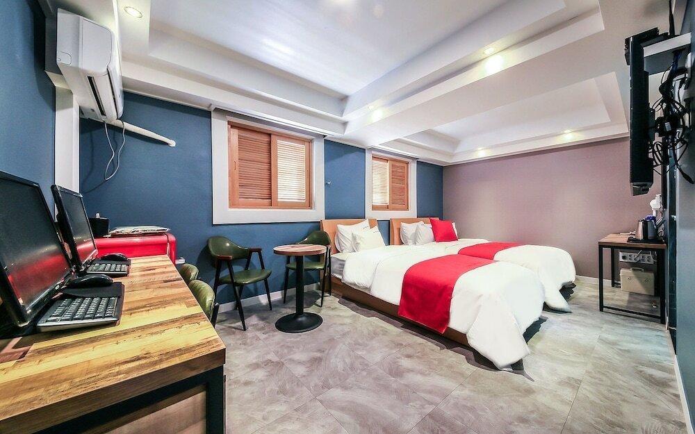 Фото Suwon First M