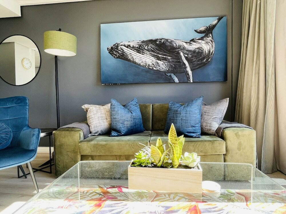 Фото Urban Elephant 16 on Bree