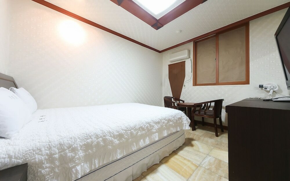 Фото Changwon Masan Hapseongdong Tong