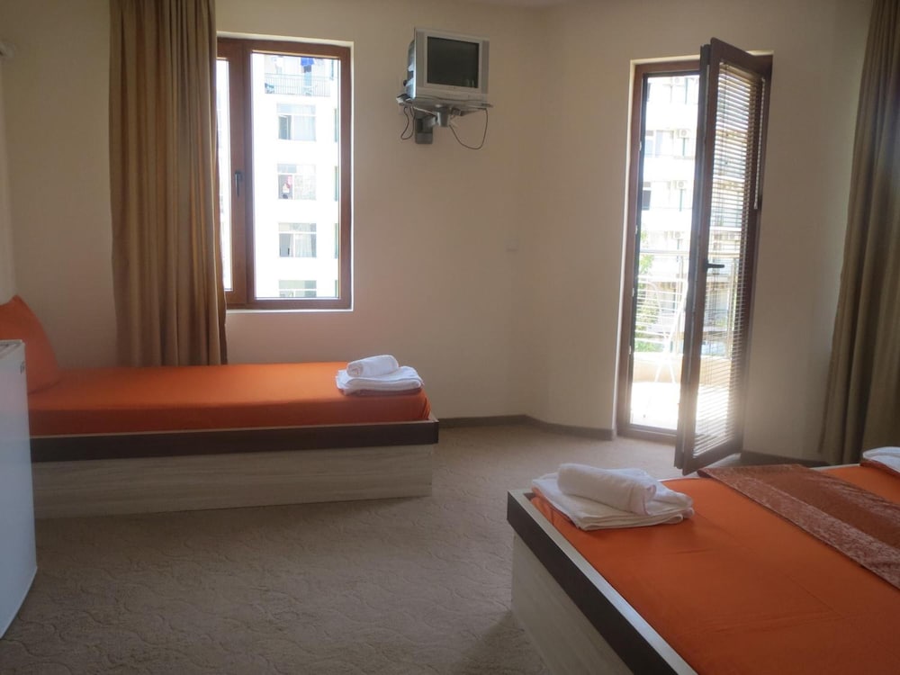 Фото Hotel Golden Lion