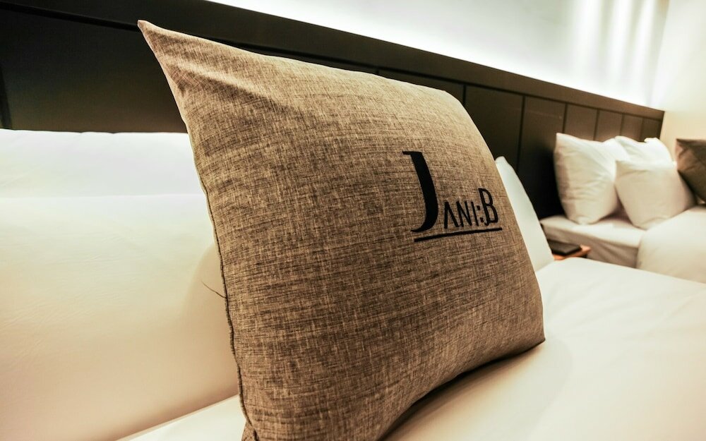 Фото Suwon Johnny B