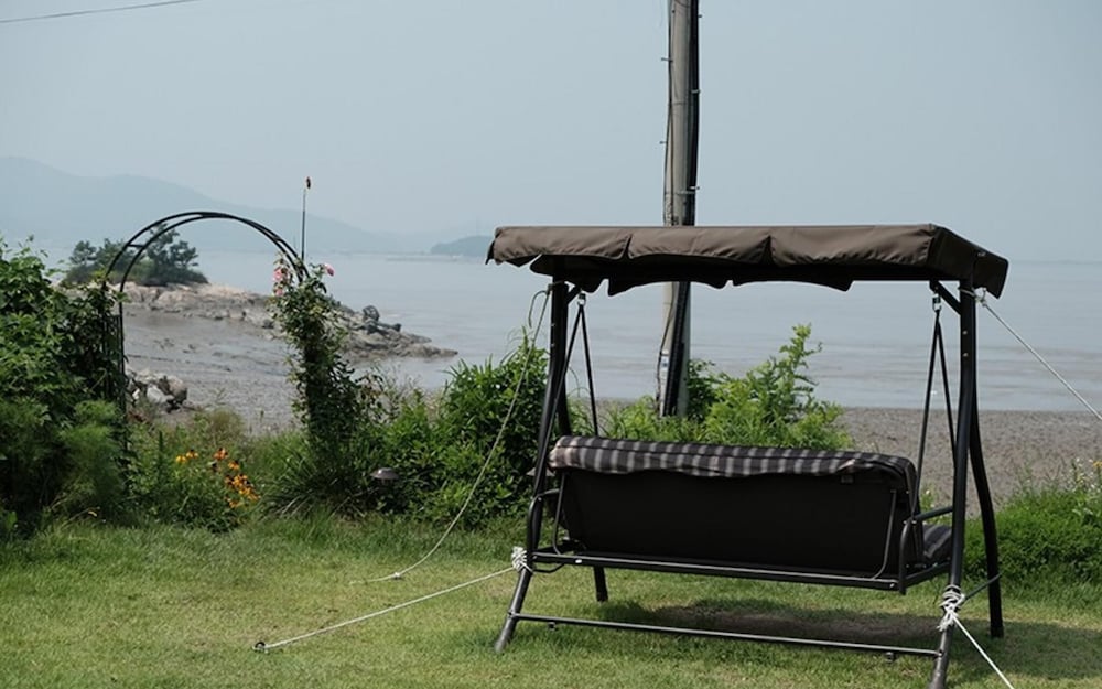 Фото Ganghwado Sunsets and Ocean Pension