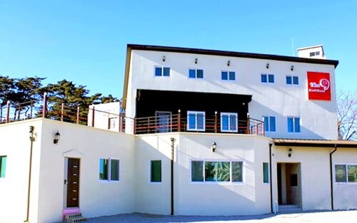 Гостиница Gyeongpo Maison de sea Pension в Канныне