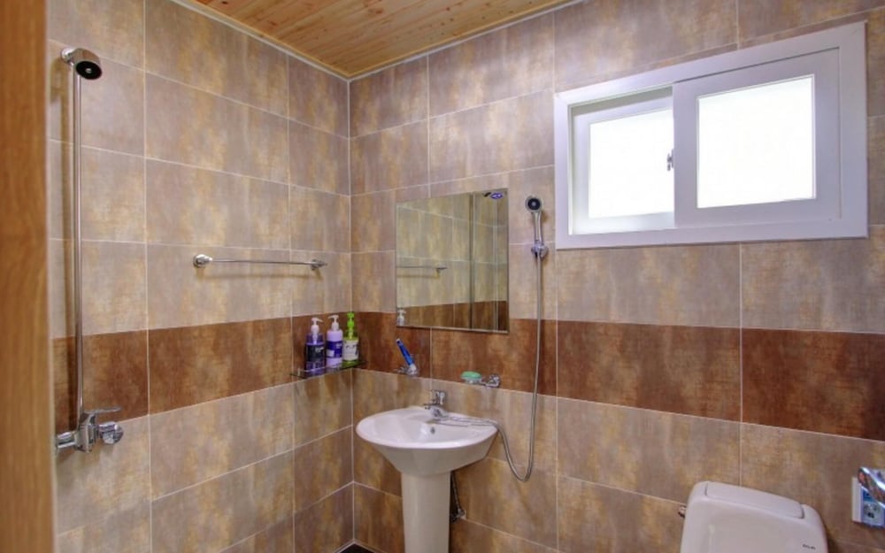 Фото Yeosu Elvino Pension