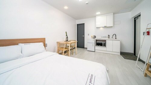 Гостиница Yeosu Nangmanstay Pension в Йосу