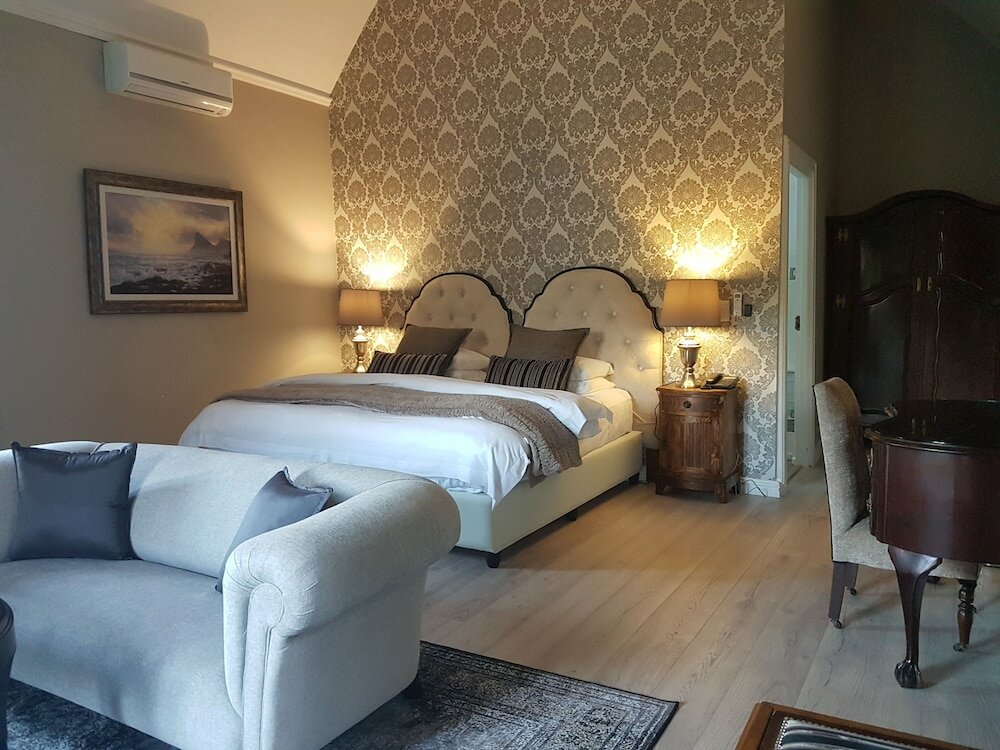 Фото Riverside Boutique Hotel