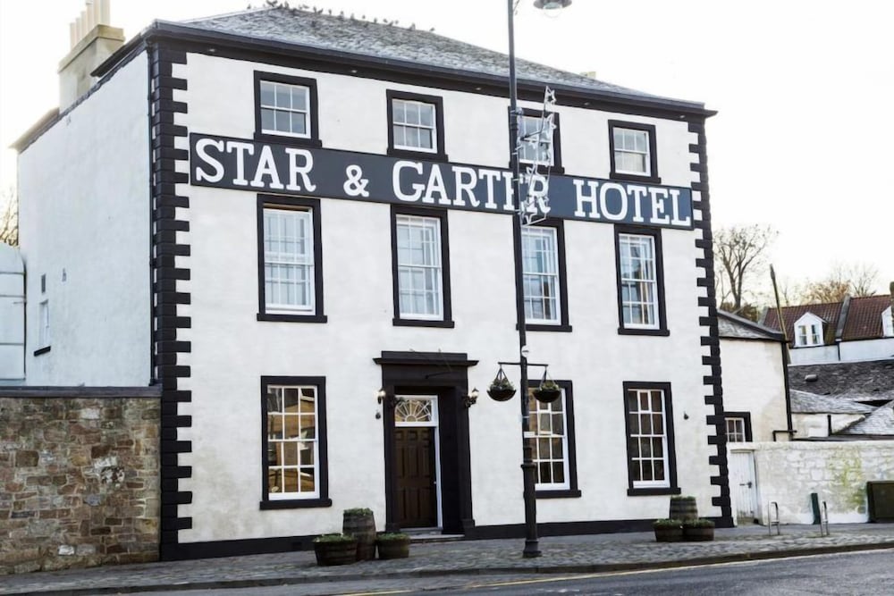 Фото Star and Garter Hotel
