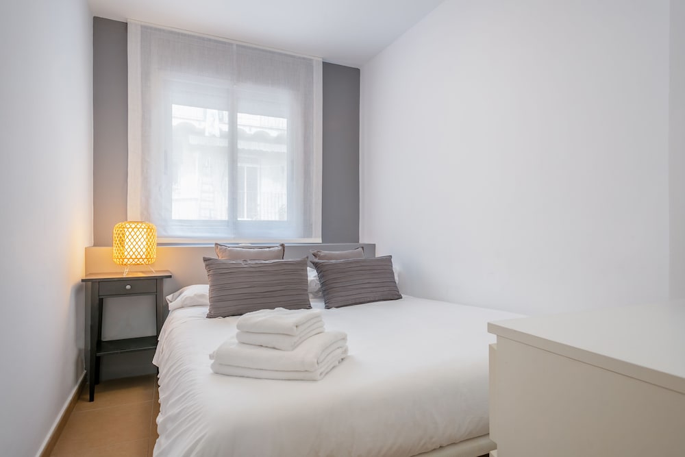 Фото Inside Barcelona Apartments Salvà