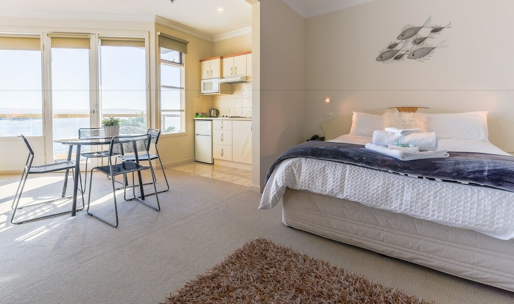 Фото The Bluff Resort Apartments