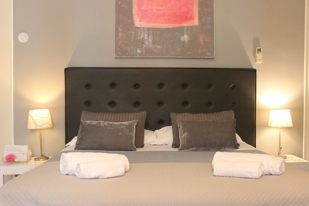 Фото Little Rose Rooms