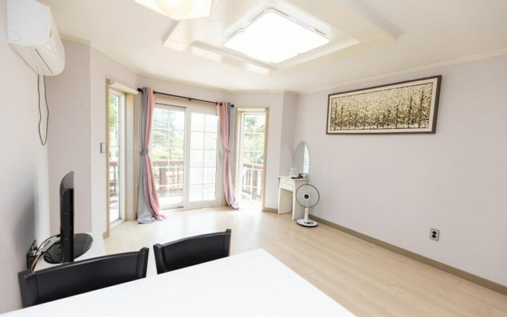 Фото Yangyang Galmegi Pension