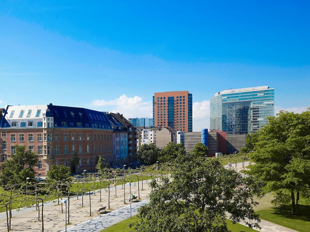 Фото The Red Apartments