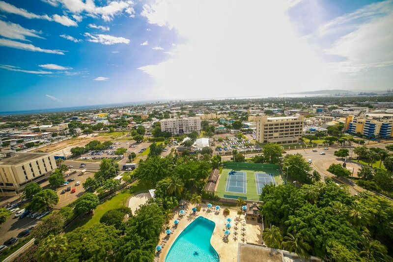 Гостиница The Jamaica Pegasus Hotel в Кингстоне