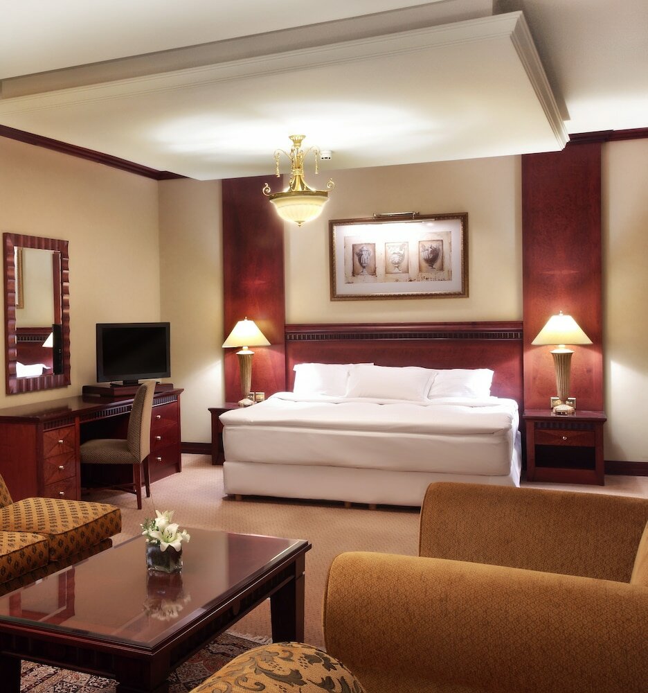 Фото Hilton Beirut Metropolitan Palace