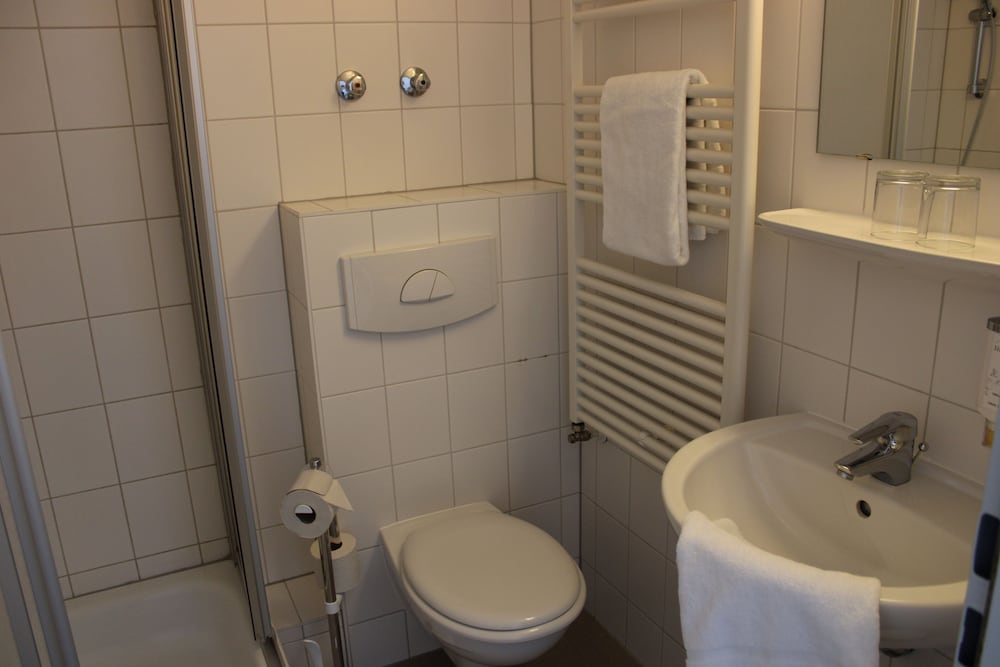 Фото Plaza Inn Hannover City Nord