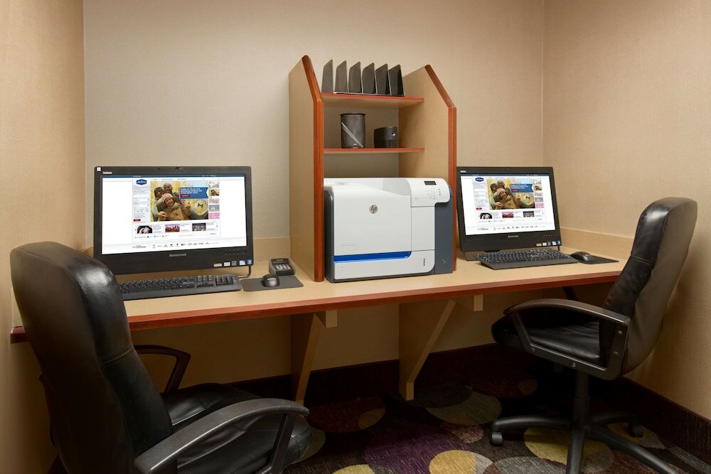 Фото Hampton Inn & Suites San Marcos