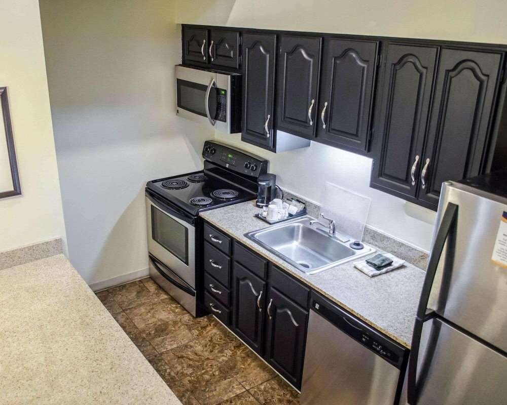 Фото SureStay Studio by Best Western Pensacola