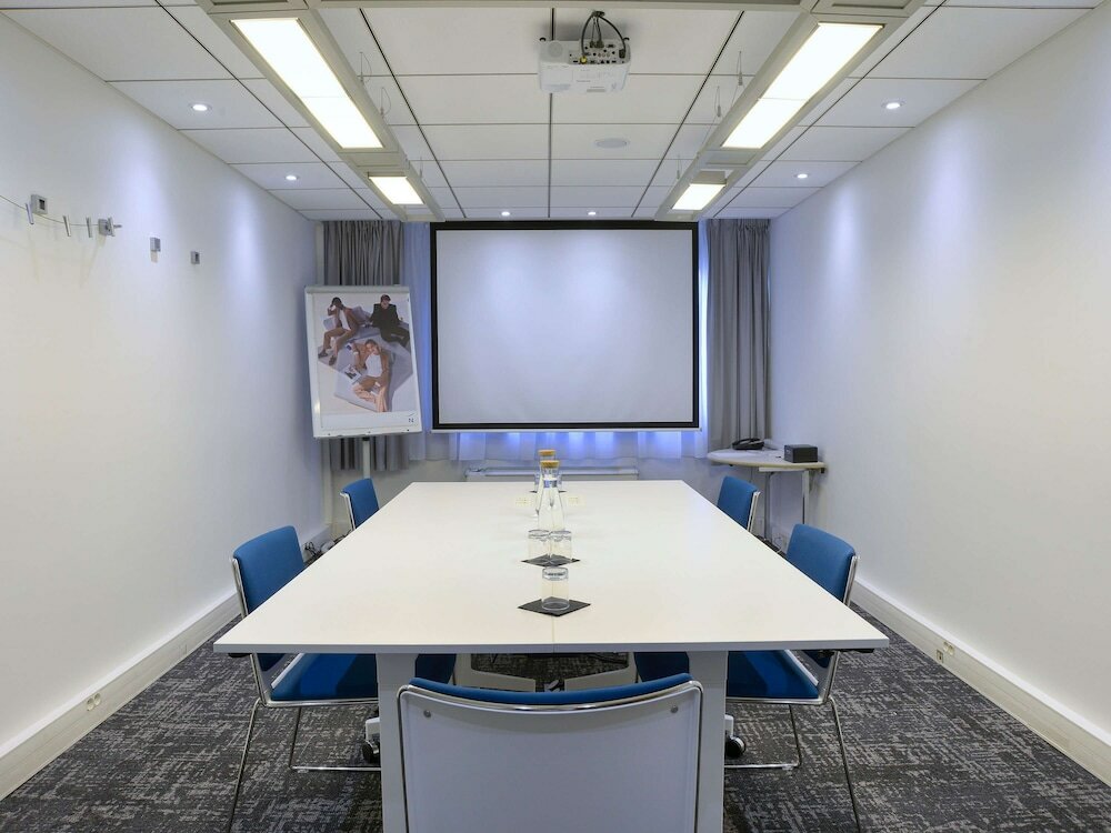 Фото Novotel Toulouse Purpan Airport