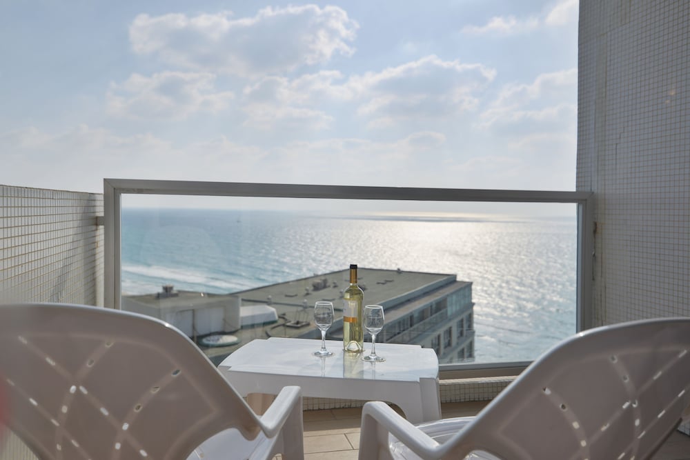 Фото Sharon Hotel Herzliya