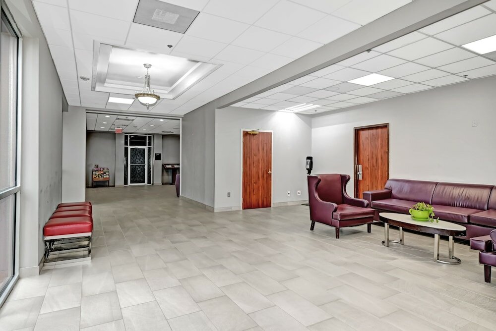 Фото Holiday Inn Piscataway Somerset, an Ihg Hotel