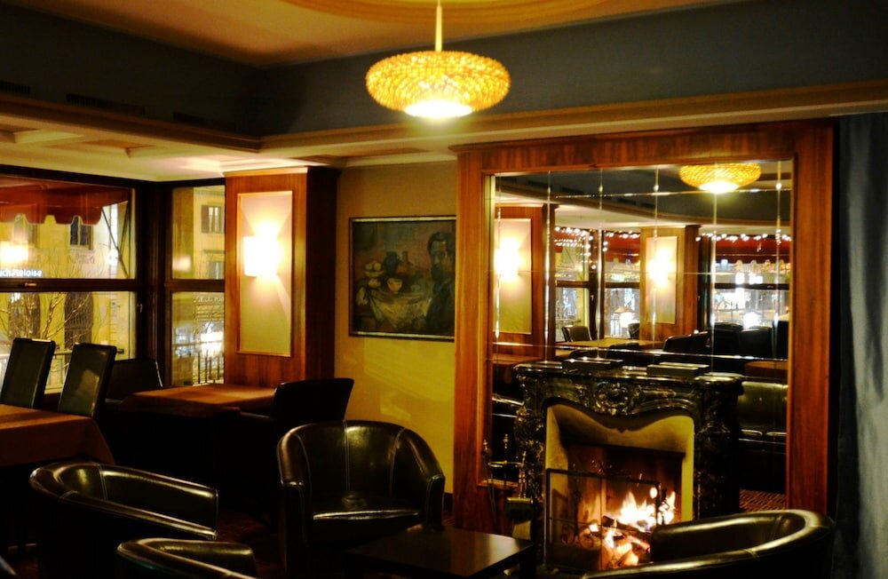 Фото Athmos Hotel