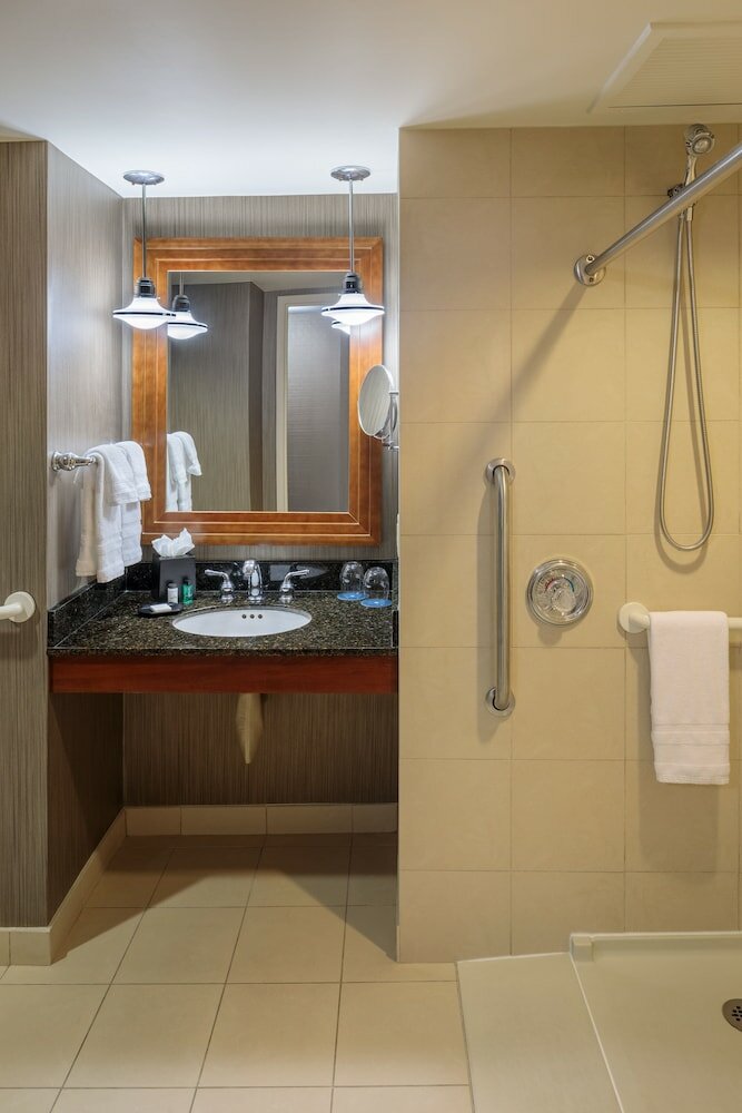 Фото Sheraton Columbus Hotel at Capitol Square