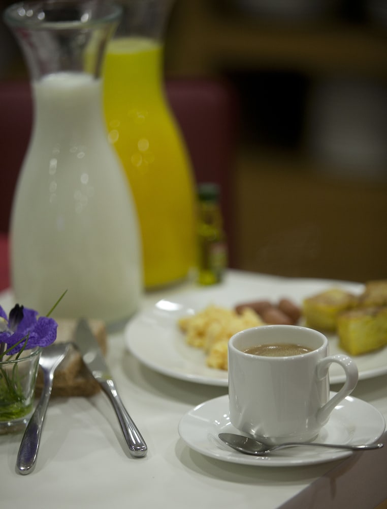 Фото Muralto Madrid Princesa