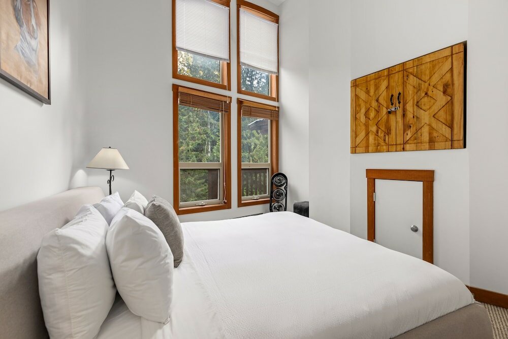 Фото Lost Lake Lodge