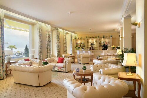 Внешний вид отеля Golf Hotel Rene Capt в Монтрё, фото 2