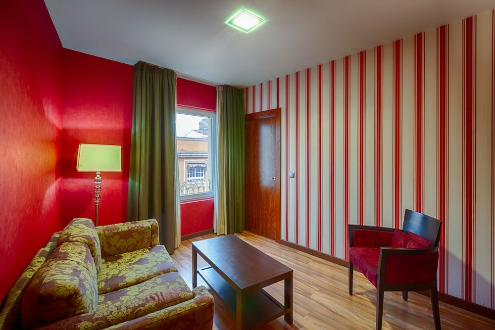 Фото Hotel Cervantes